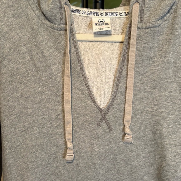 Victoria's Secret “PINK 1986” Gray Hoodie Sweater circa 2007 - Picture 6 of 9